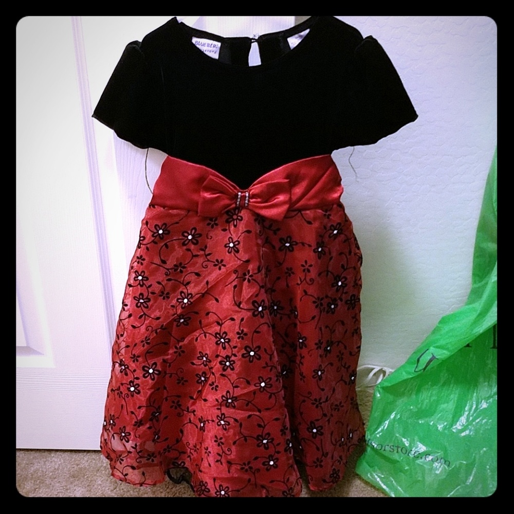 Girls dress